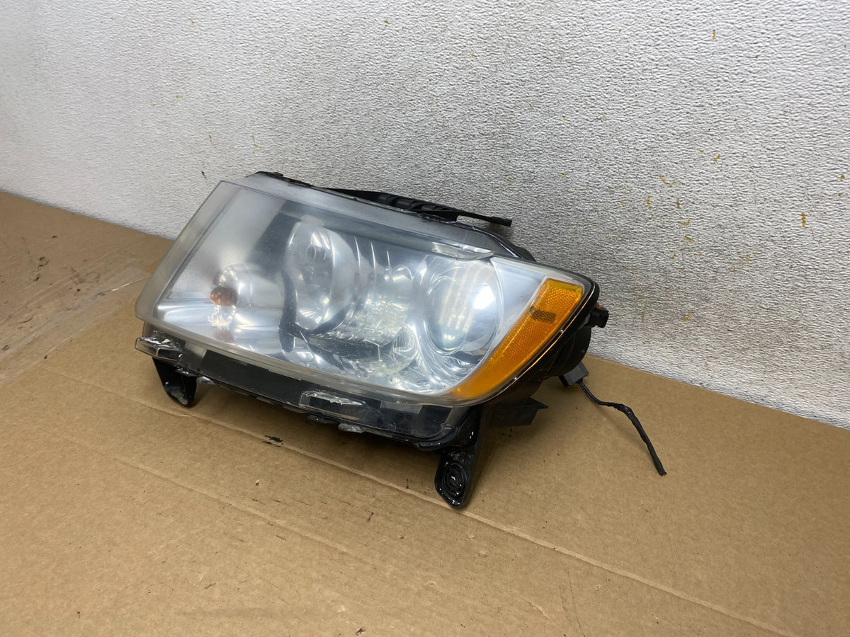 2011-2013 Jeep Grand Cherokee Left Driver LH Xenon Headlight AH7758 DW2