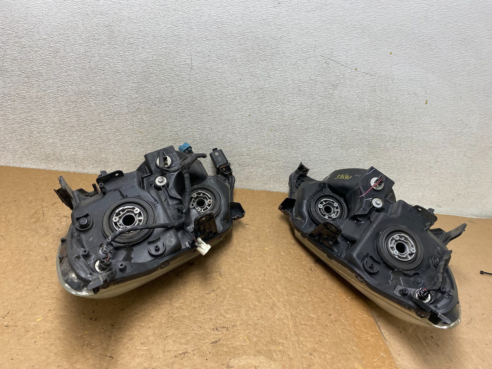 2005 2006 2007 Honda Odyssey Left+Right Set Halogen Headlights S7840 DW8