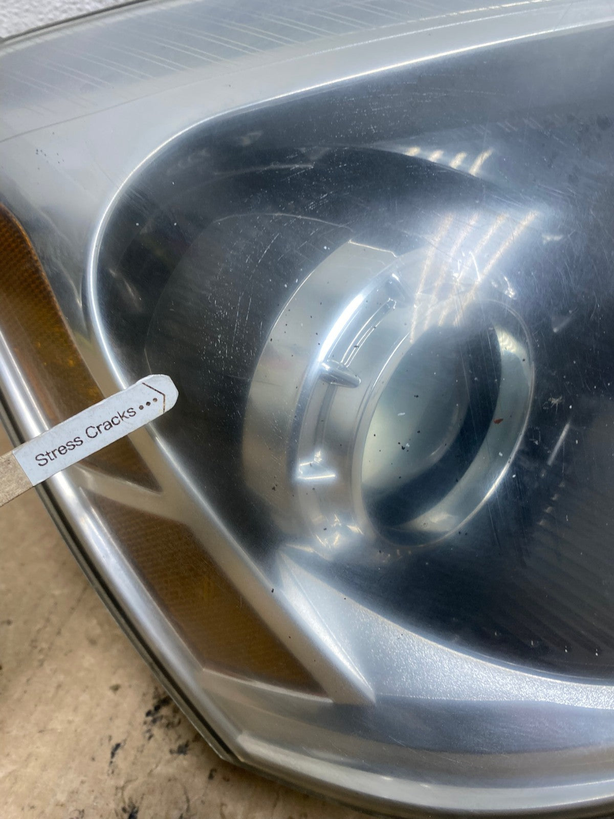 2007-2012 Gmc Acadia Halogen Headlight Right Passenger Side AG2115 LK4