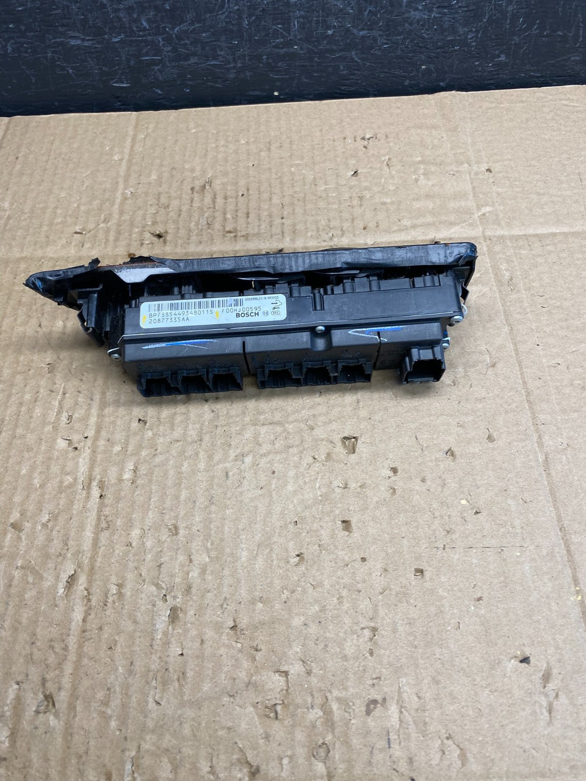 2007-2013 Chevy Suburban Tahoe Yukon Front Left Driver Window Switch ac9549 DG2