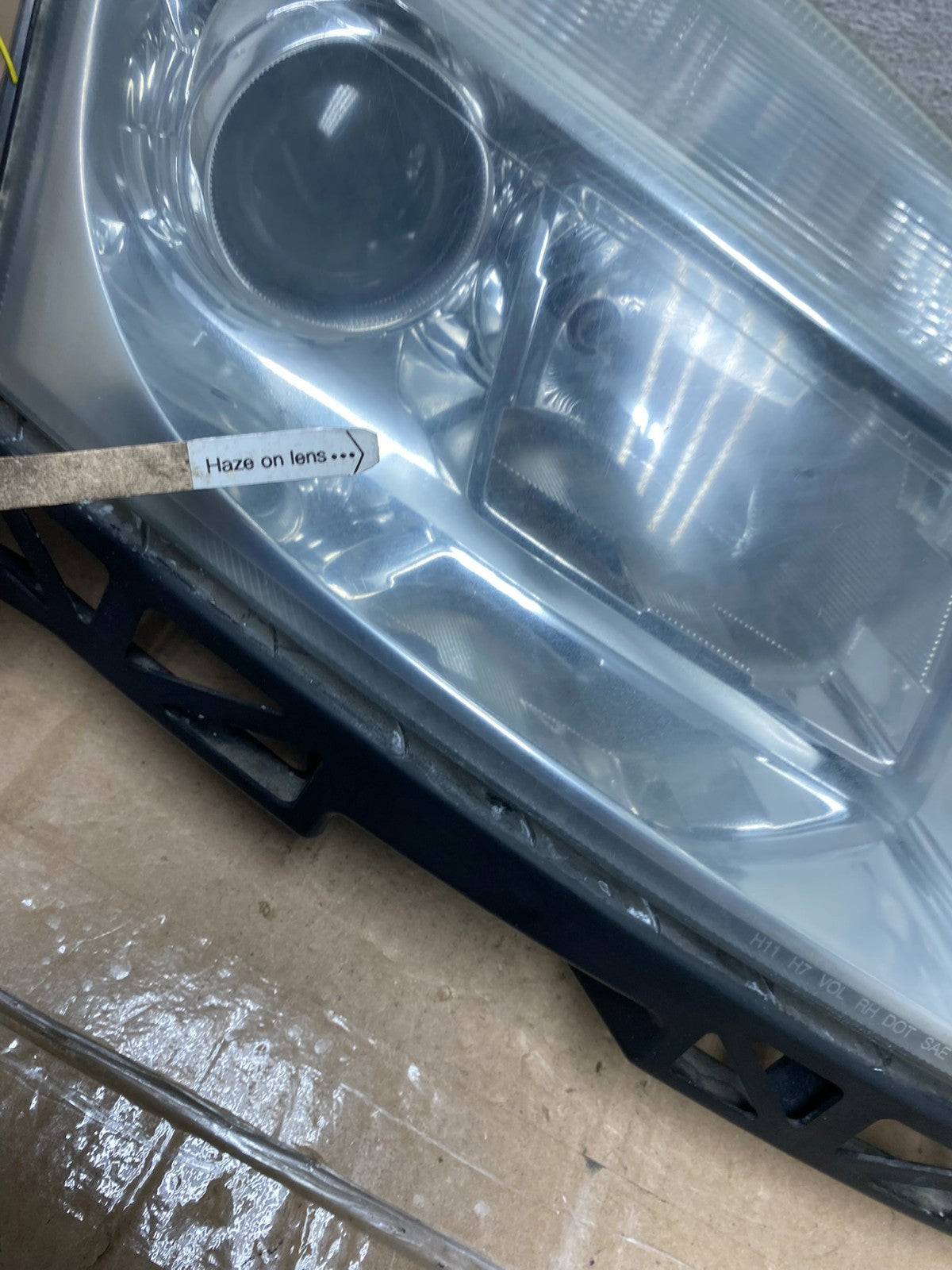 2006 to 2009 Mercury Milan Headlight Right Passenger RH Halogen AE6769 DW4