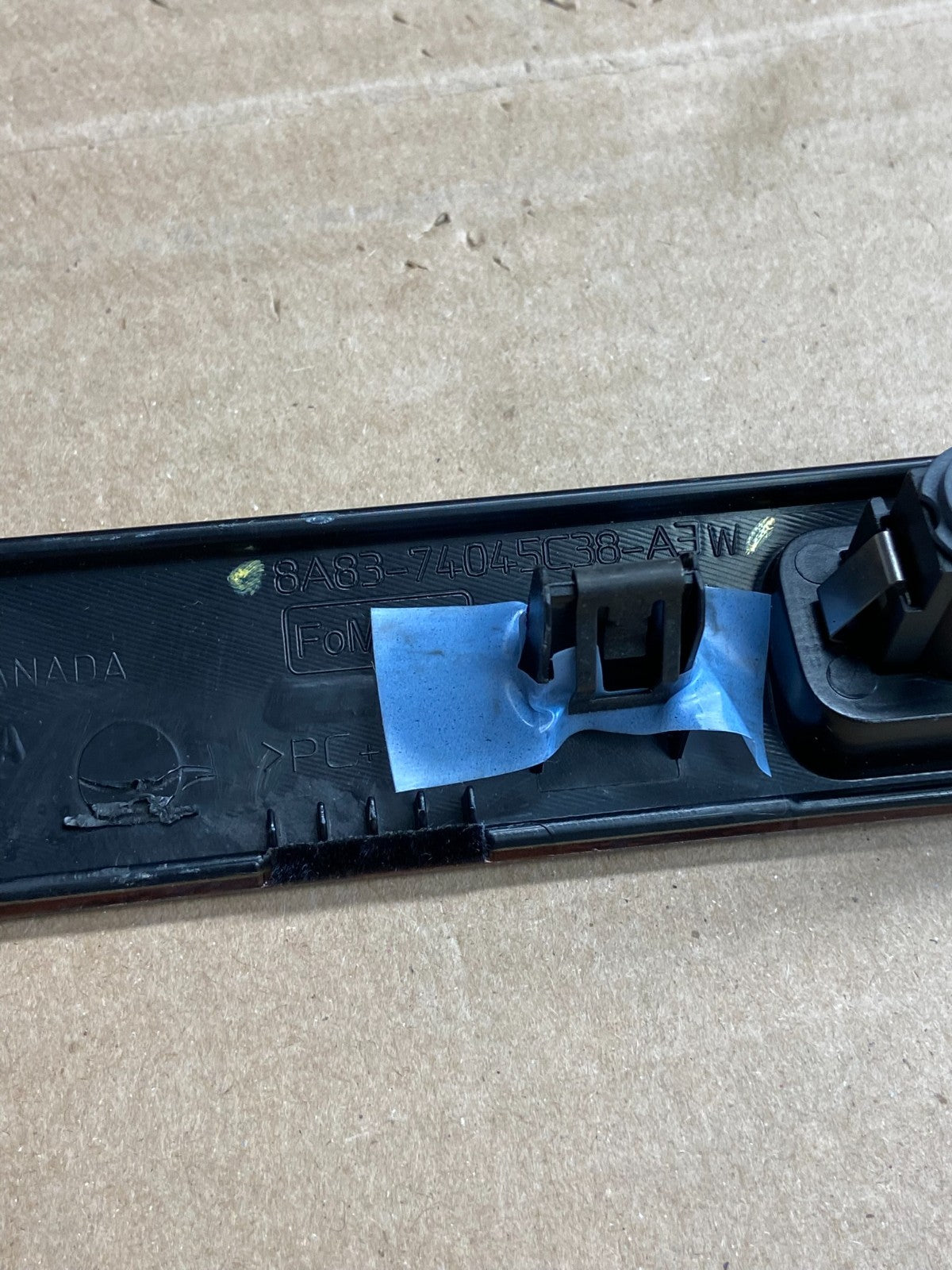2009 2010 2011 2012 Ford Flex Front Switches Hazzard Trim Molding AG5073 DG2