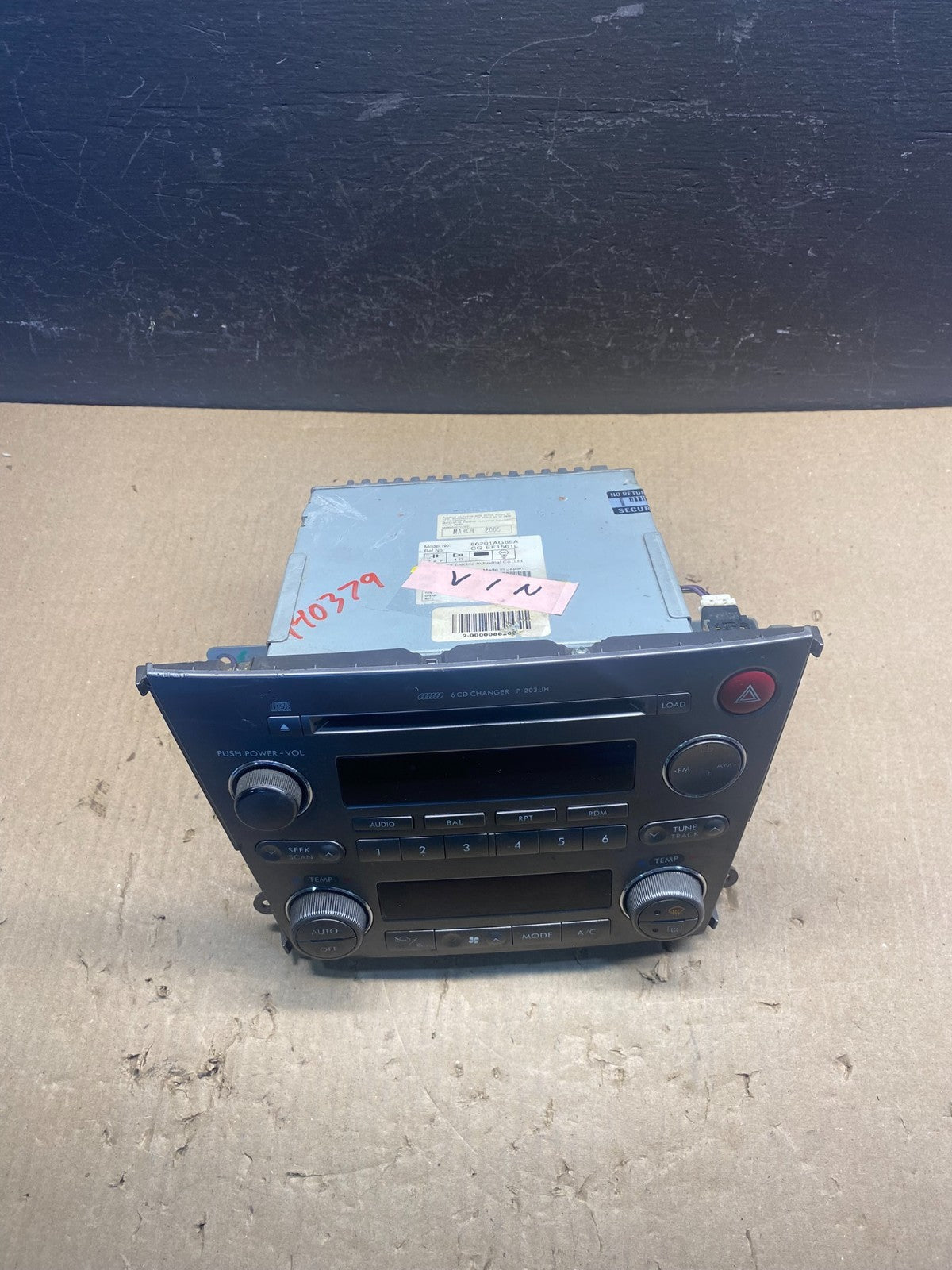 2005-2006 Subaru Legacy Outback Radio CD Player Casete Climate Control ac8957 DG3