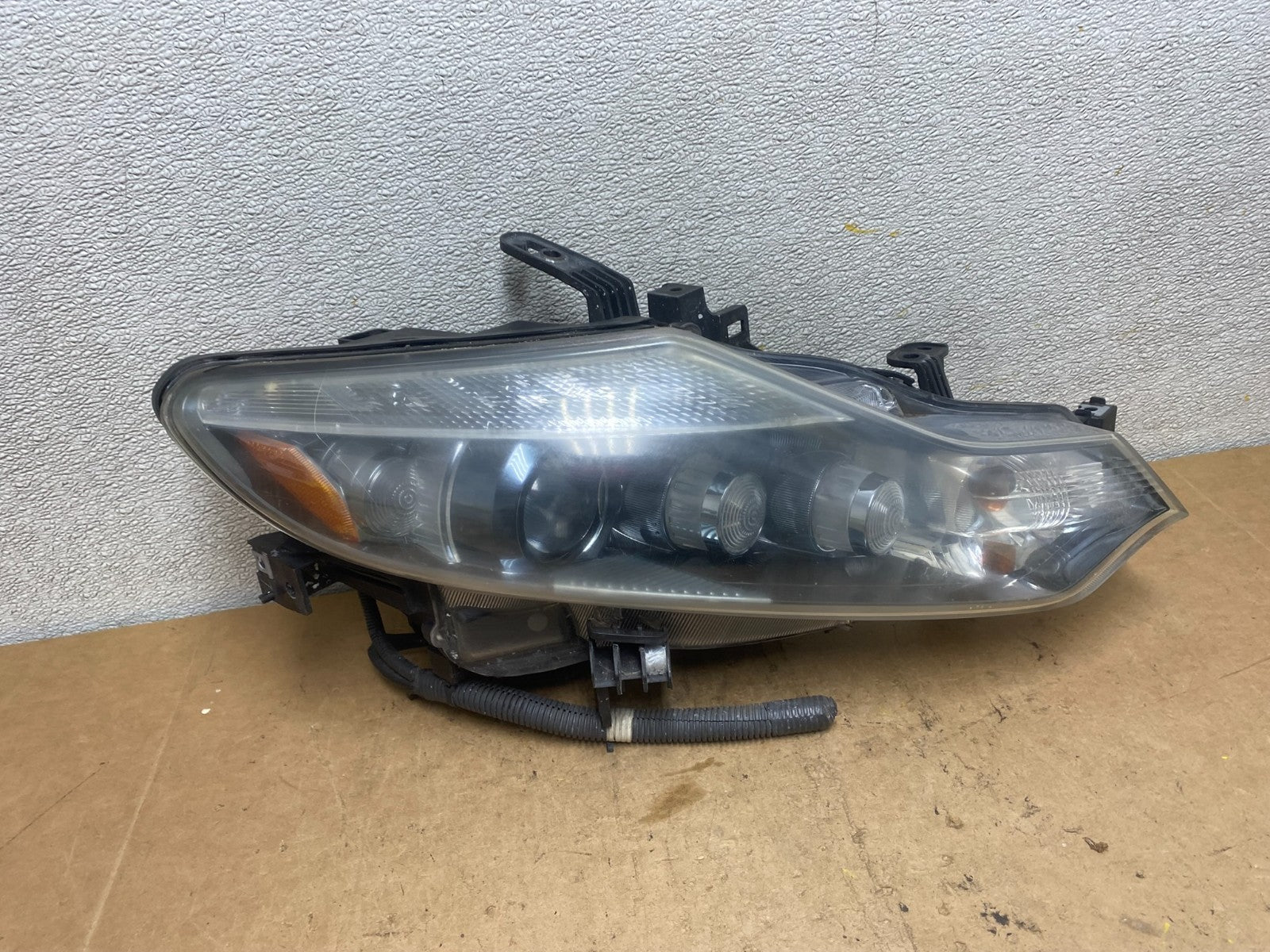 2011 to 2014 Nissan Murano Headlight Right Passenger Rh Oem Xenon Hid X6759 DW0