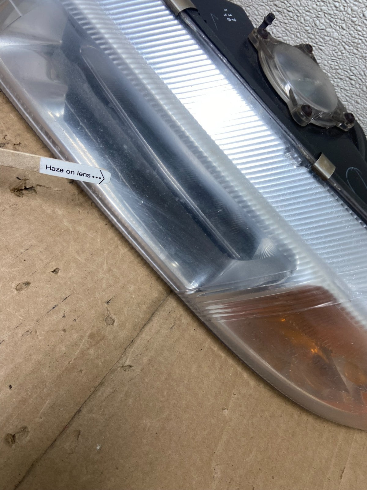 1995 to 2000 Dodge Stratus Left+Right Halogen Headlights AA7104 DW5
