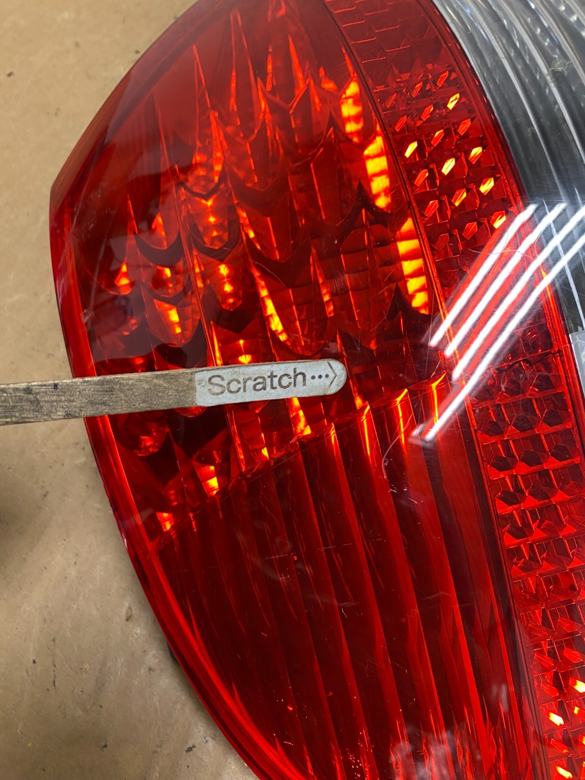 2002 to 2005 BMW 7-Series 745i 760i Left Driver LH Side Tail Light Oem Q8774 DW3