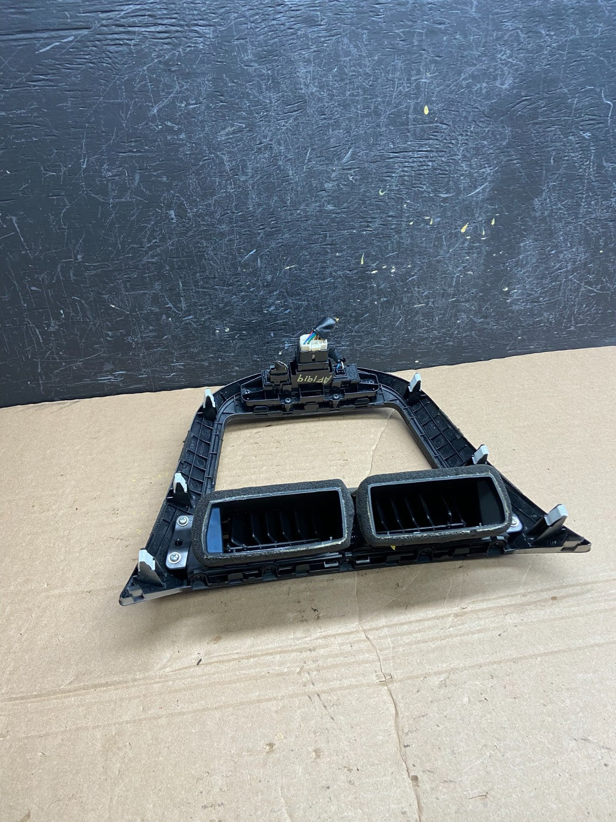 2012 to 2017 Hyundai Accent Center Radio Bezel Air Vent Panel AF1919 DG4