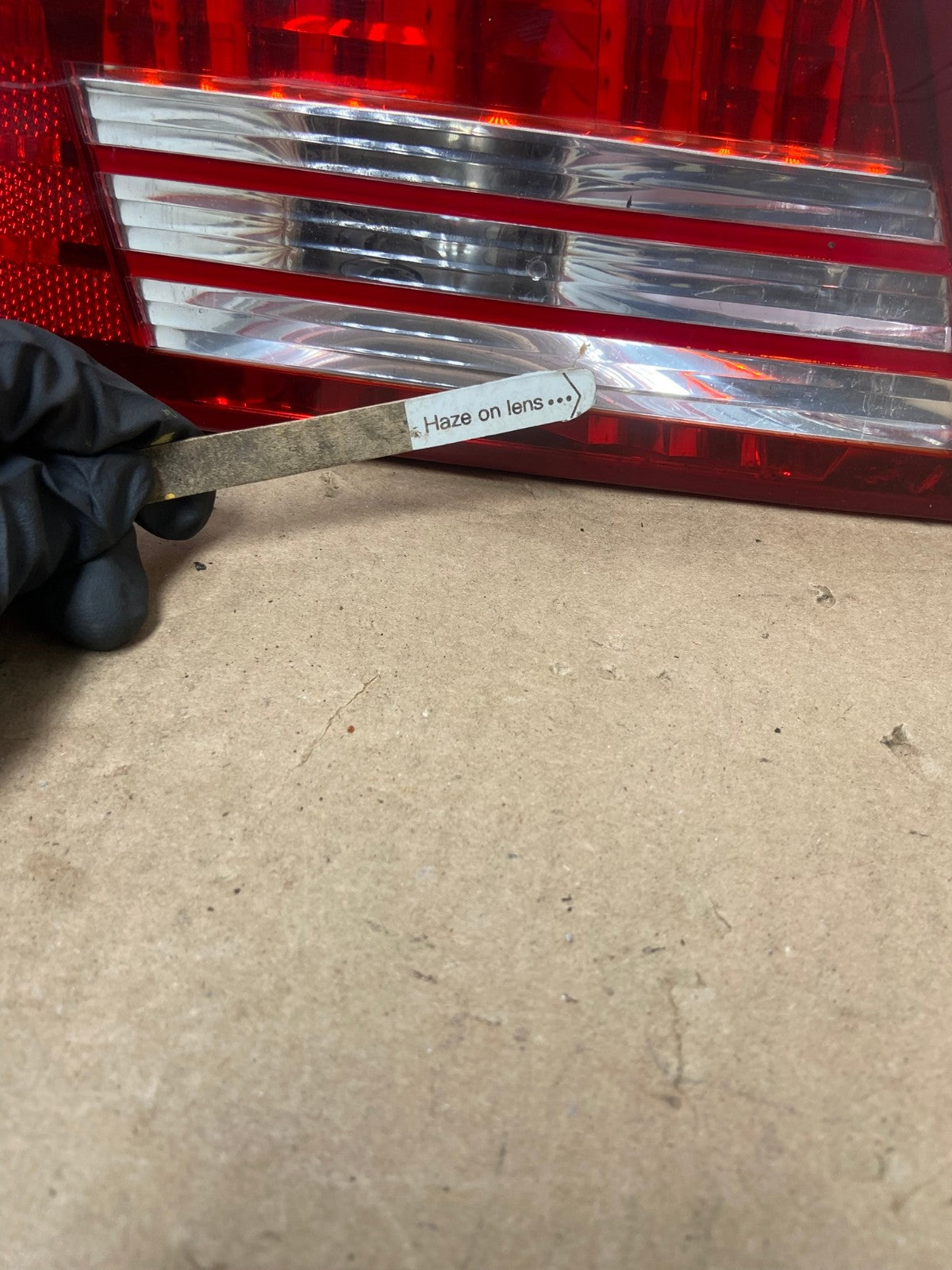 2004 - 2005 Toyota Sienna Left Driver LH Side Inner Tail Light AG4813 LK4