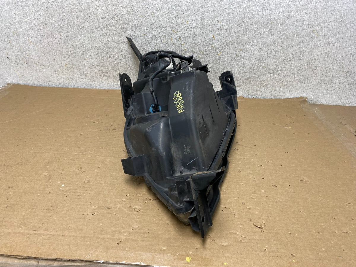 2005 2006 2007 Honda Odyssey Right Passenger RH Side Halogen Headlight AH8880 DW8