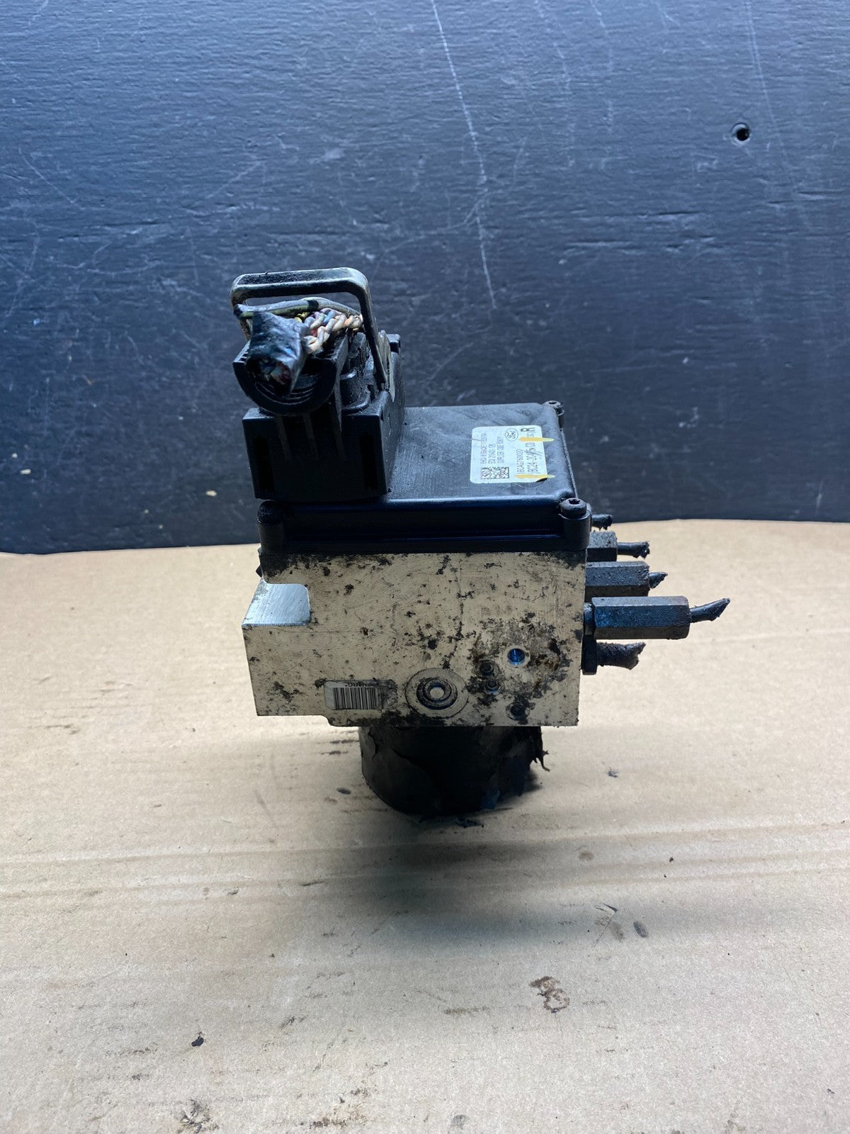 2011 - 2014 Ford E250 E350 Van ABS Anti Lock Brake Pump Module AE2226 DW4