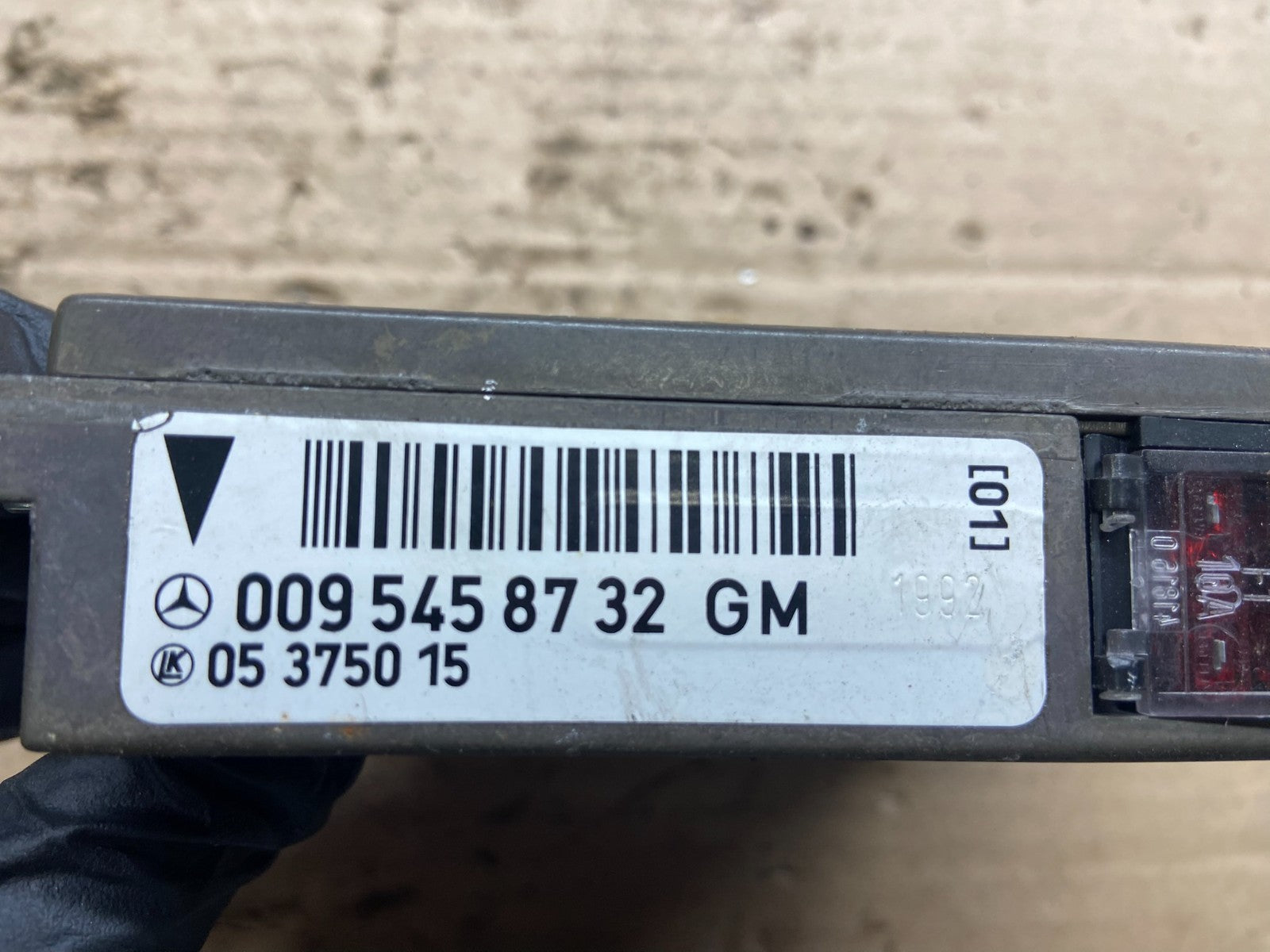 1992 - 1993 Mercedes W140 300SE Engine Control Unit ECU Module q0141 DG2