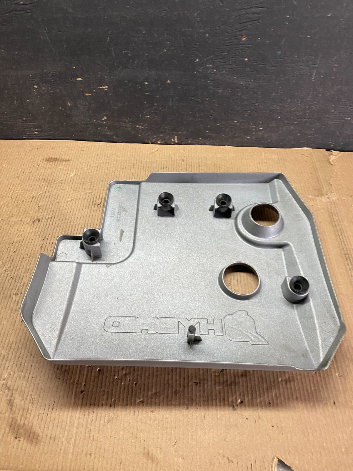 2005 to 2008 Ford Escape Hybrid Engine Motor Cover Oem n8379 DG5