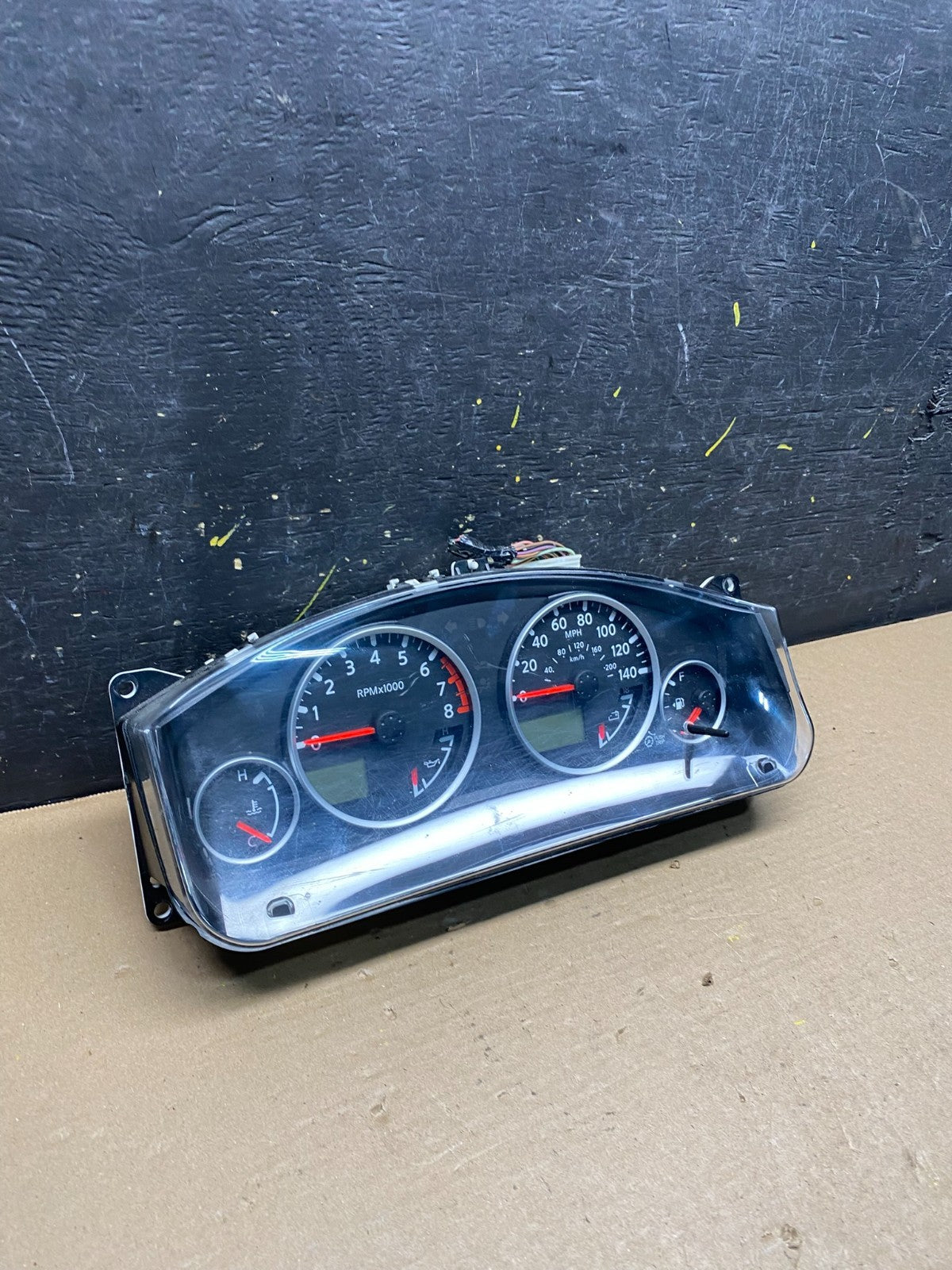 2005 to 2012 Nissan Pathfinder Xterra Speedometer Cluster Gauge S6432 PS2