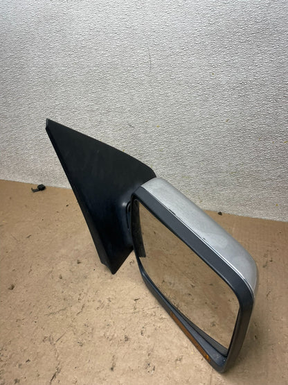 2004 to 2006 Ford F150 Right RH Passenger Turn Signal View Door Mirror W8956 DW6