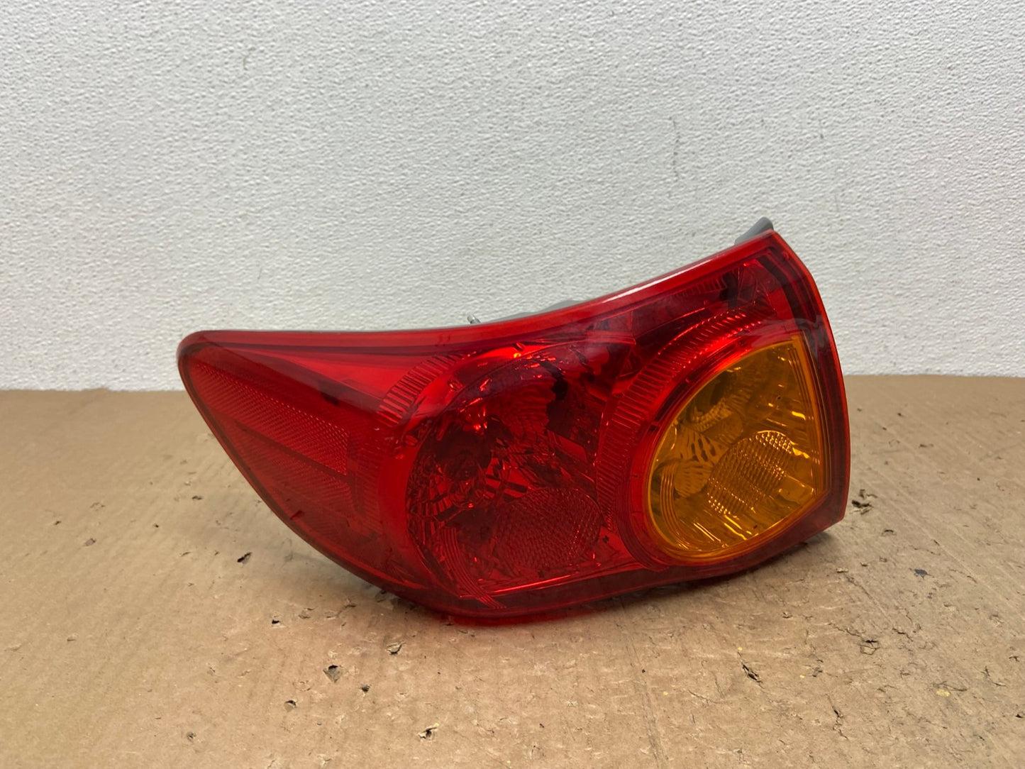 2009 to 2010 Toyota Corolla Left Driver Lh Side Tail Light AC0294 LK0