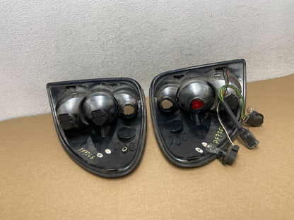 2001 to 2007 Dodge Grand Caravan Left+Right Set Side Black Tail Lights AF7266 DG8