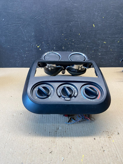 2009-2013 Jeep Patriot Dash Climate Temperature Control Radio Bezel OEM q6955 DG1