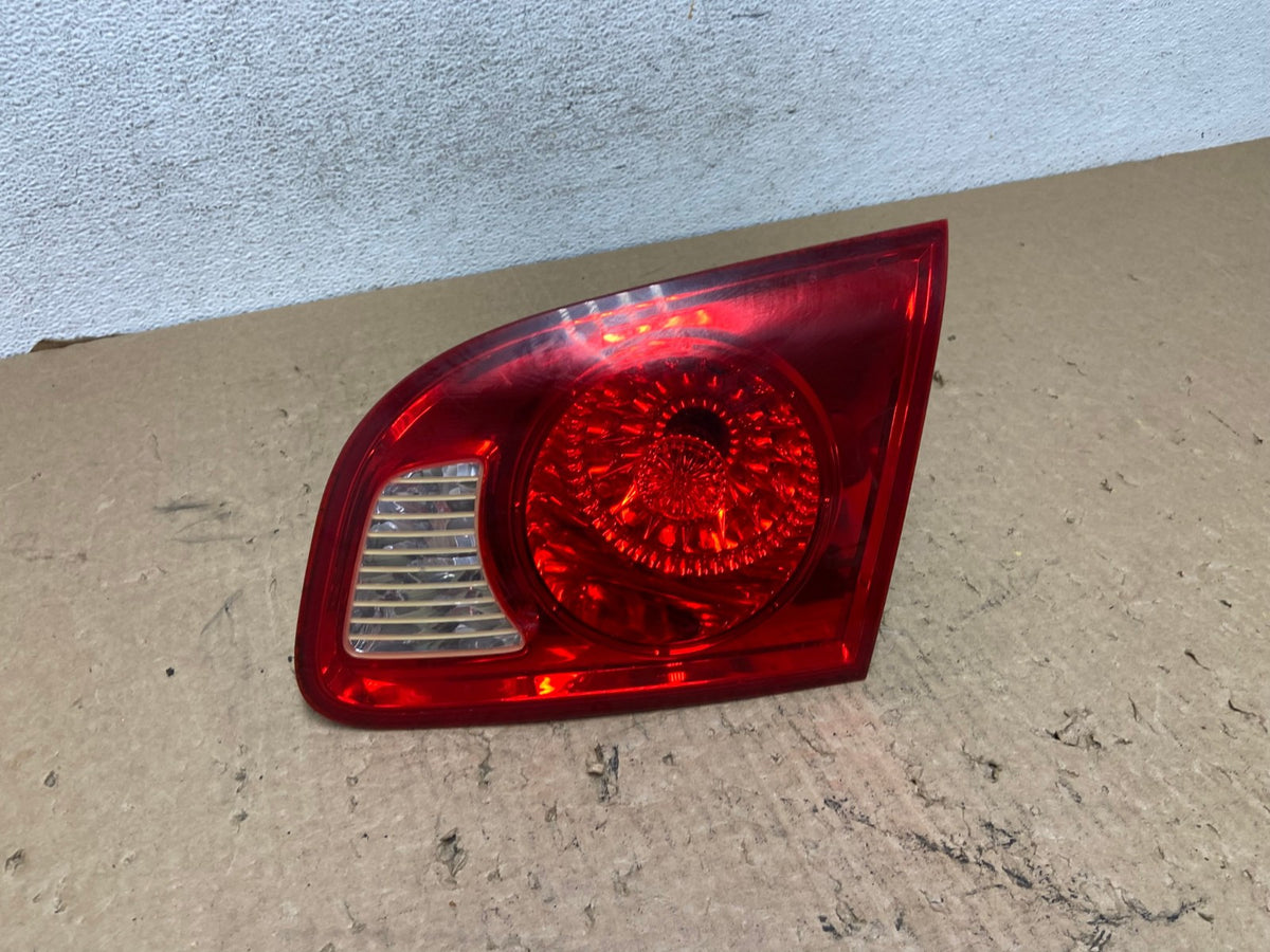 2007 2008 2009 Hyundai Santa Fe Right Passenger Tail Light Inner AF8173 LK0