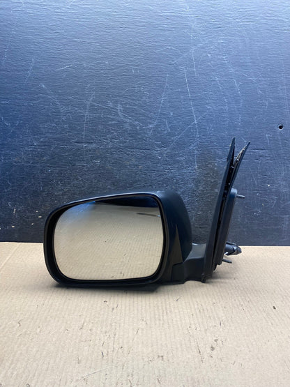 2004 to 2010 Toyota Sienna Left Driver LH Turn Signal View Mirror AH3300 LK9