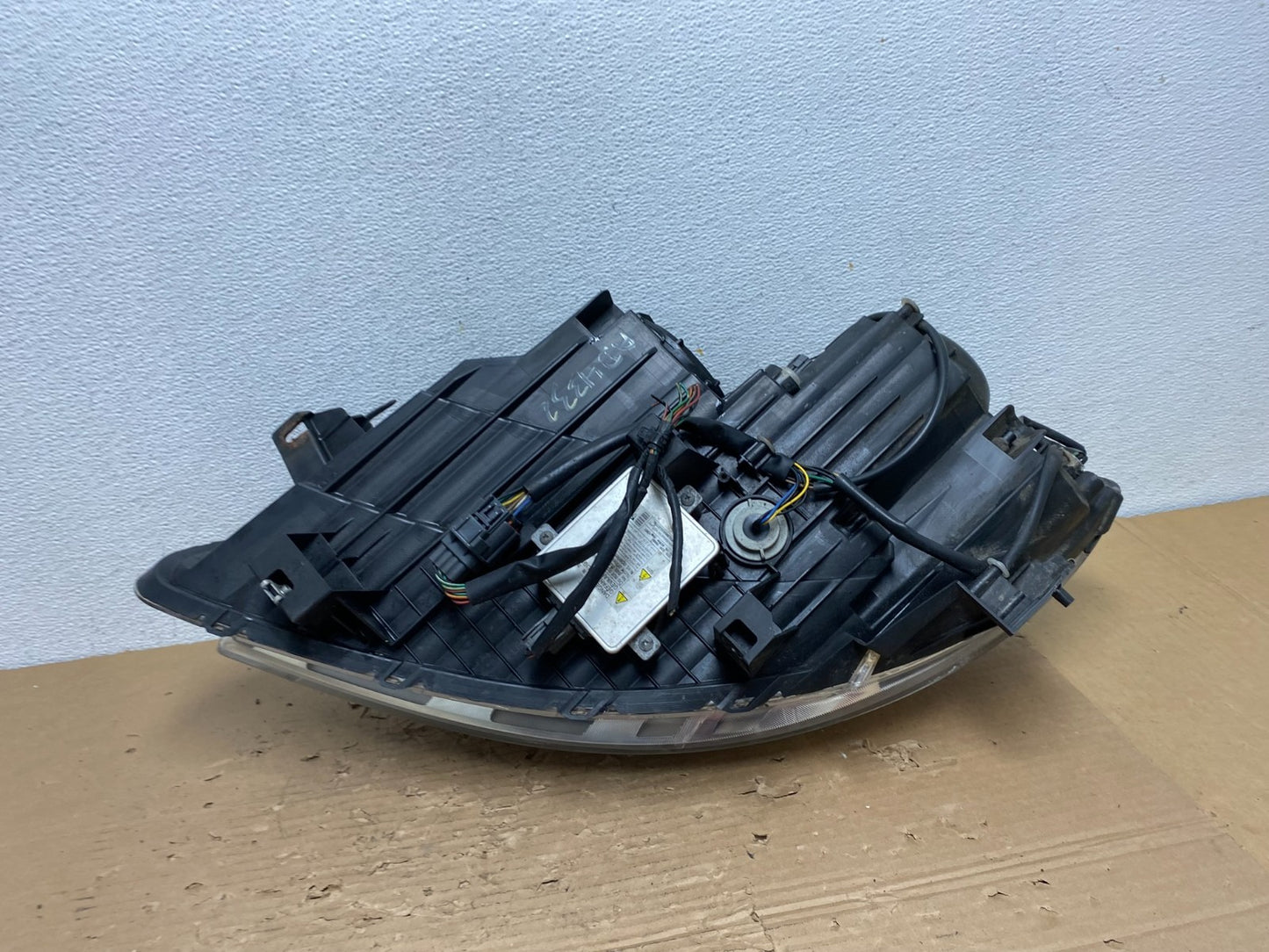 2010 - 2012 Mazda Cx9 Cx-9 Right Passenger RH Headlight Xenon HID AD4332 DW7