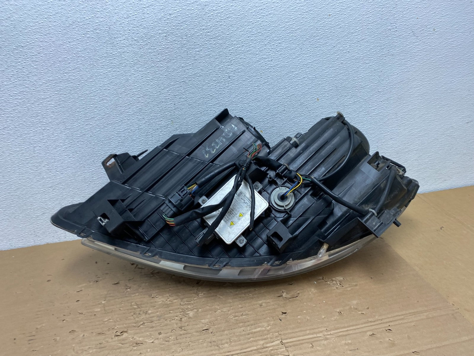 2010 - 2012 Mazda Cx9 Cx-9 Right Passenger RH Headlight Xenon HID AD4332 DW7