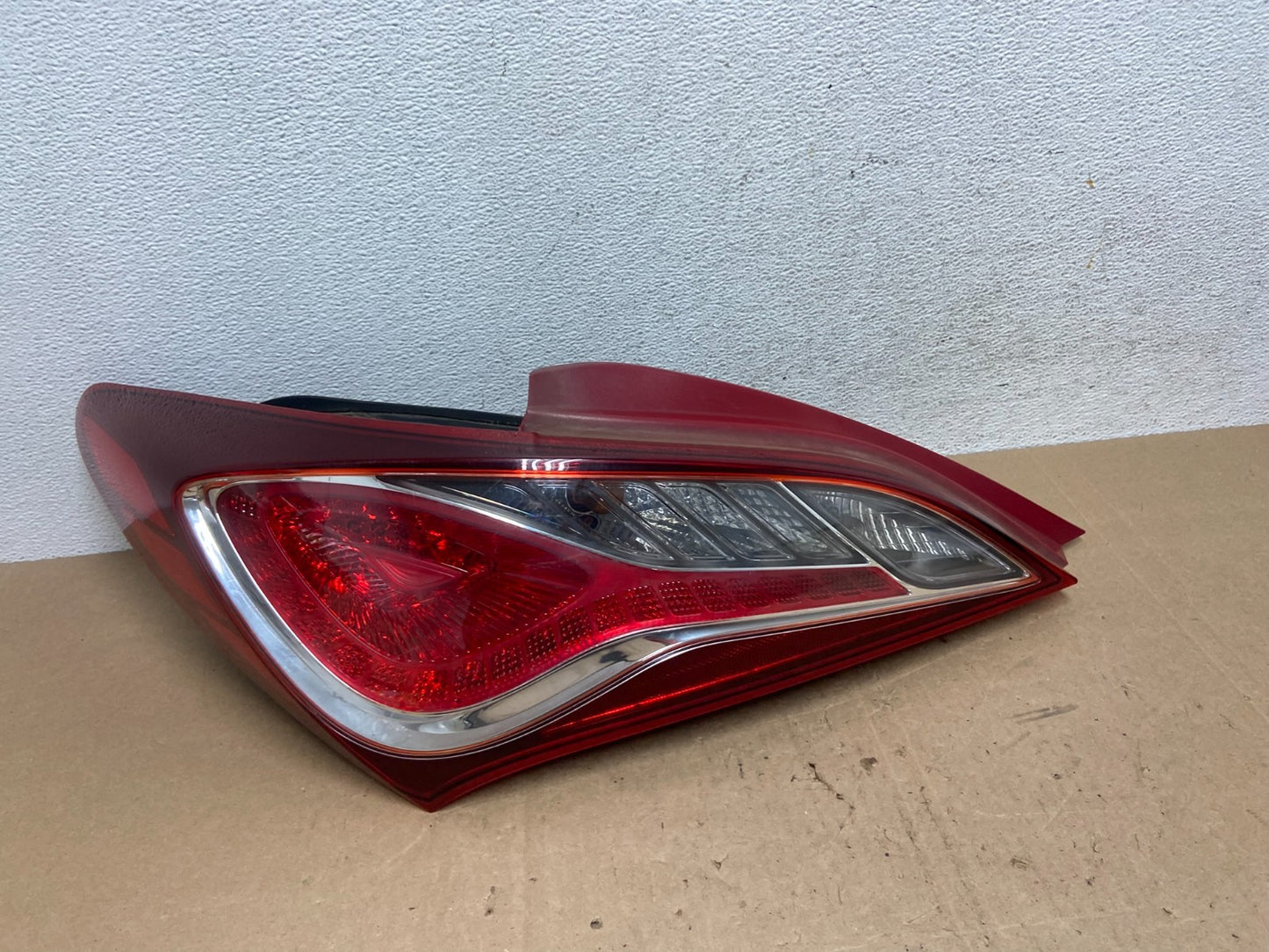 2013-2016 Hyundai Genesis Coupe Left Driver LH Tail Light AE6019 DG0