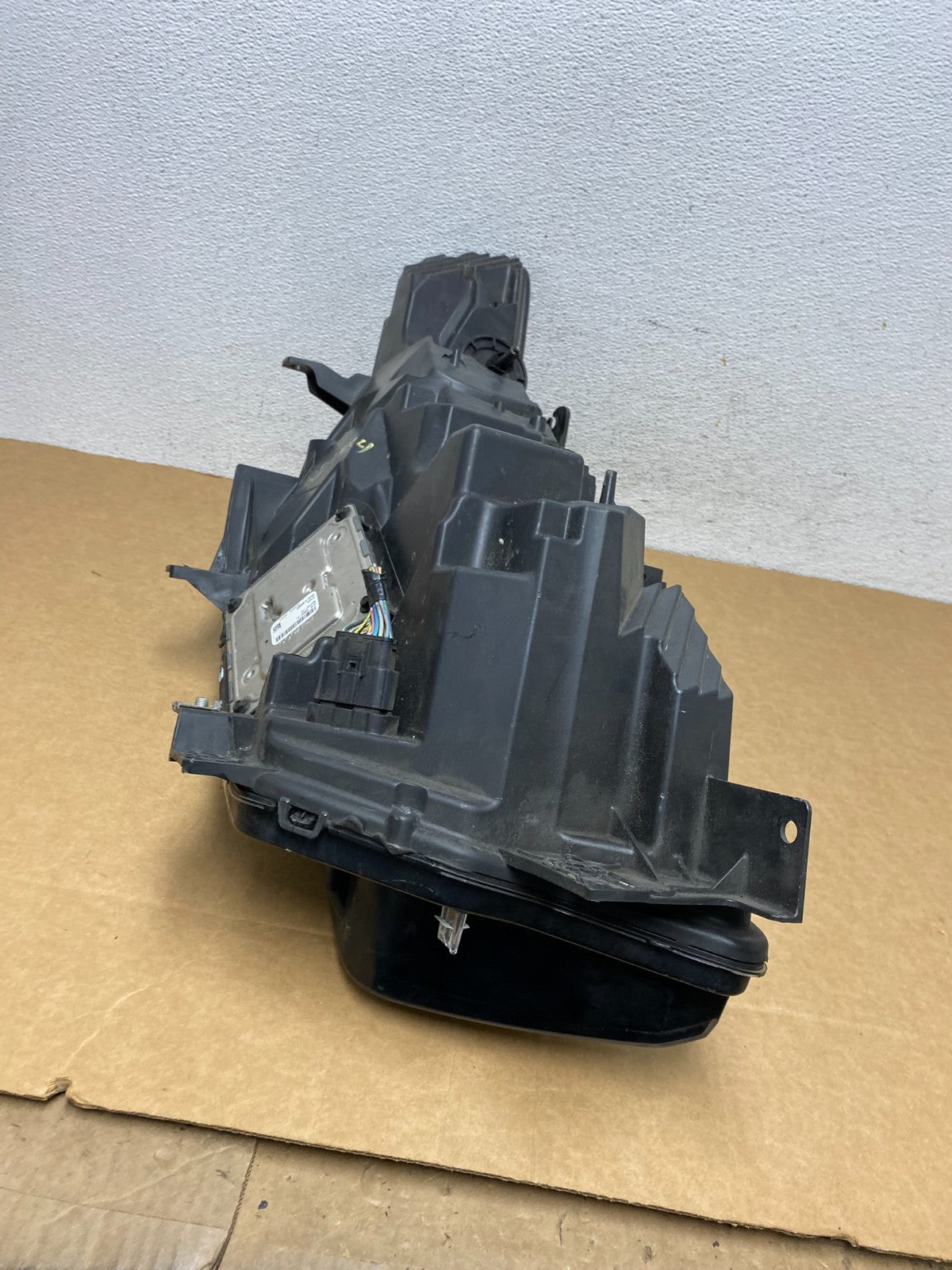 2020-2023 Ford Explorer Left Police Interceptor w/Module Headlight AD4454 DW7