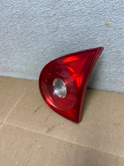 2006-2009 Volkswagen Golf Right Passenger Rh Tail Light Inner Trunk Y8399 DW1