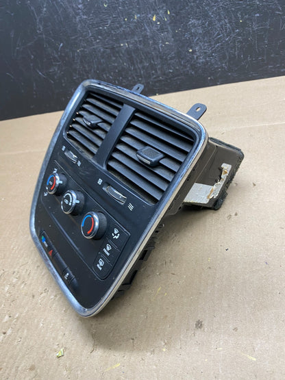 2011-2016 Dodge Grand Caravan Temperature Climate Control AC Heater AC6611 DG2
