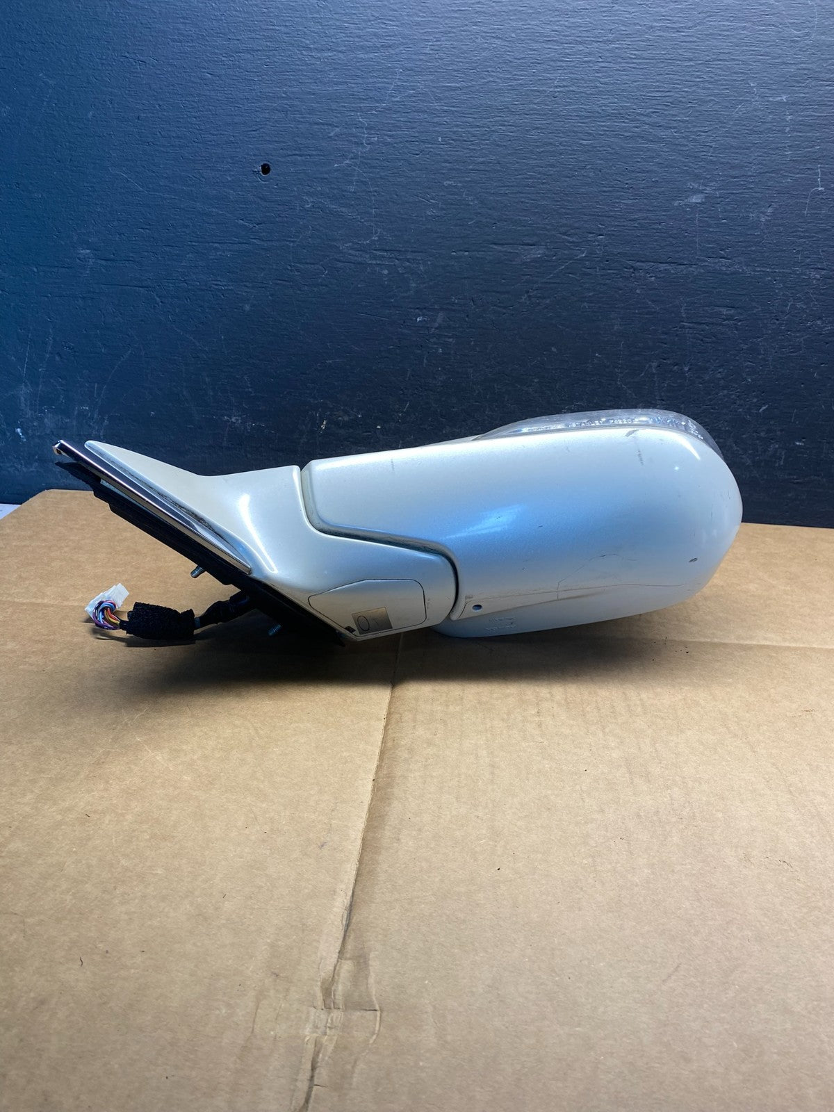 2005 to 2008 Acura RL Left Driver LH Side Door View Mirror Power AD35463