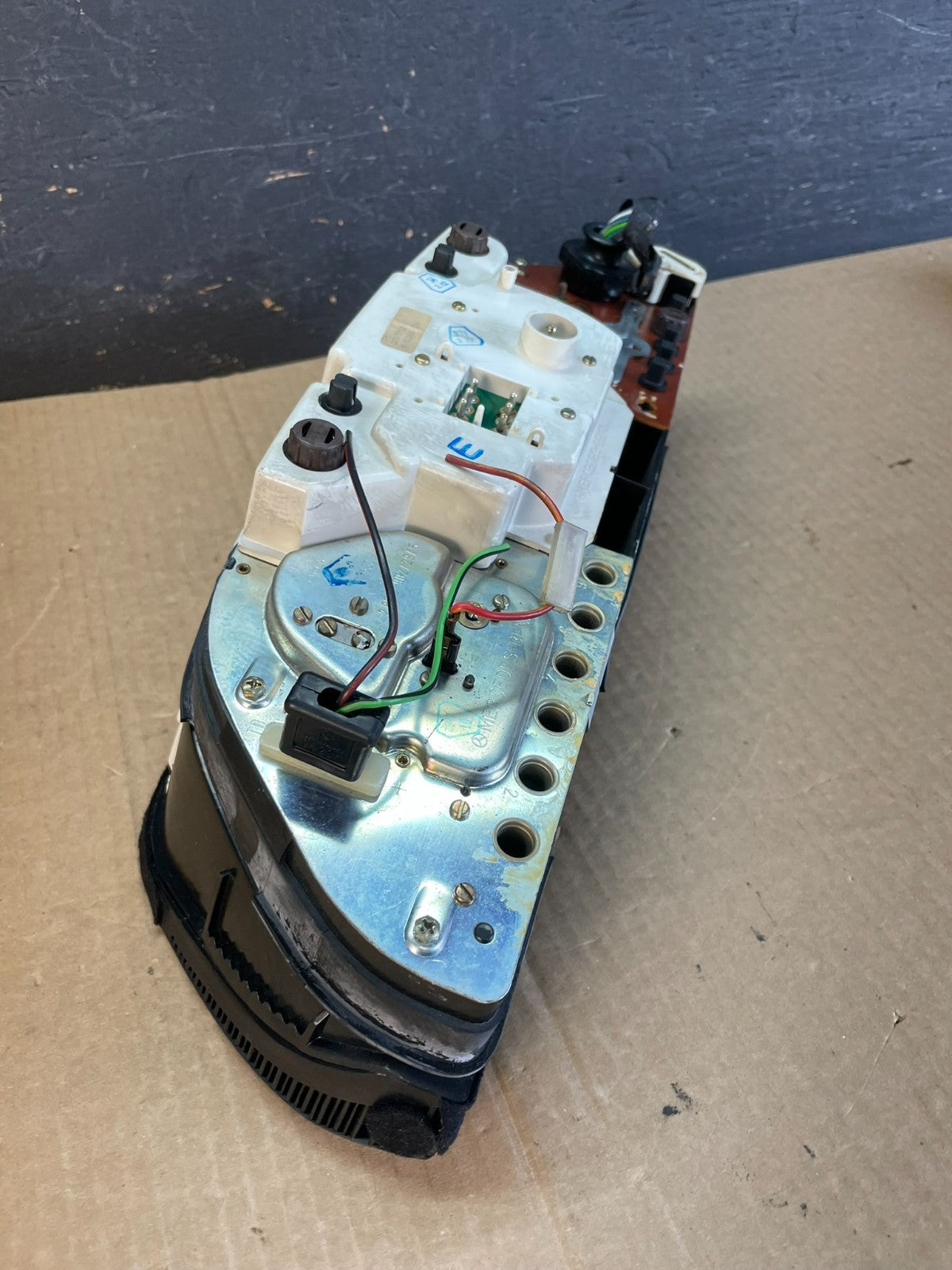 1981-1985 Mercedes W126 Instrument Cluster Speedometer AF3609 DG4