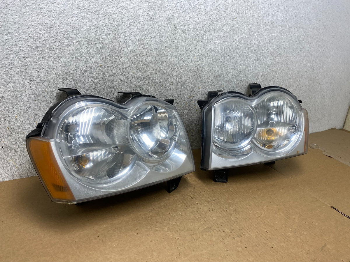 2005-2007 Jeep Grand Cherokee Left+Right Halogen Headlights AI3413 DW2