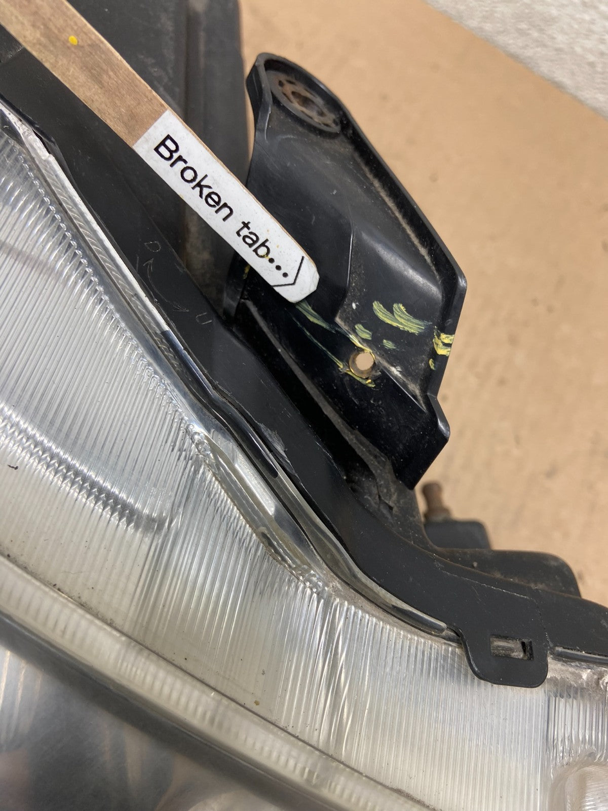 2007-2013 Suzuki SX4 Right Passenger RH Side Halogen Headlight Oem AB6018 DW6