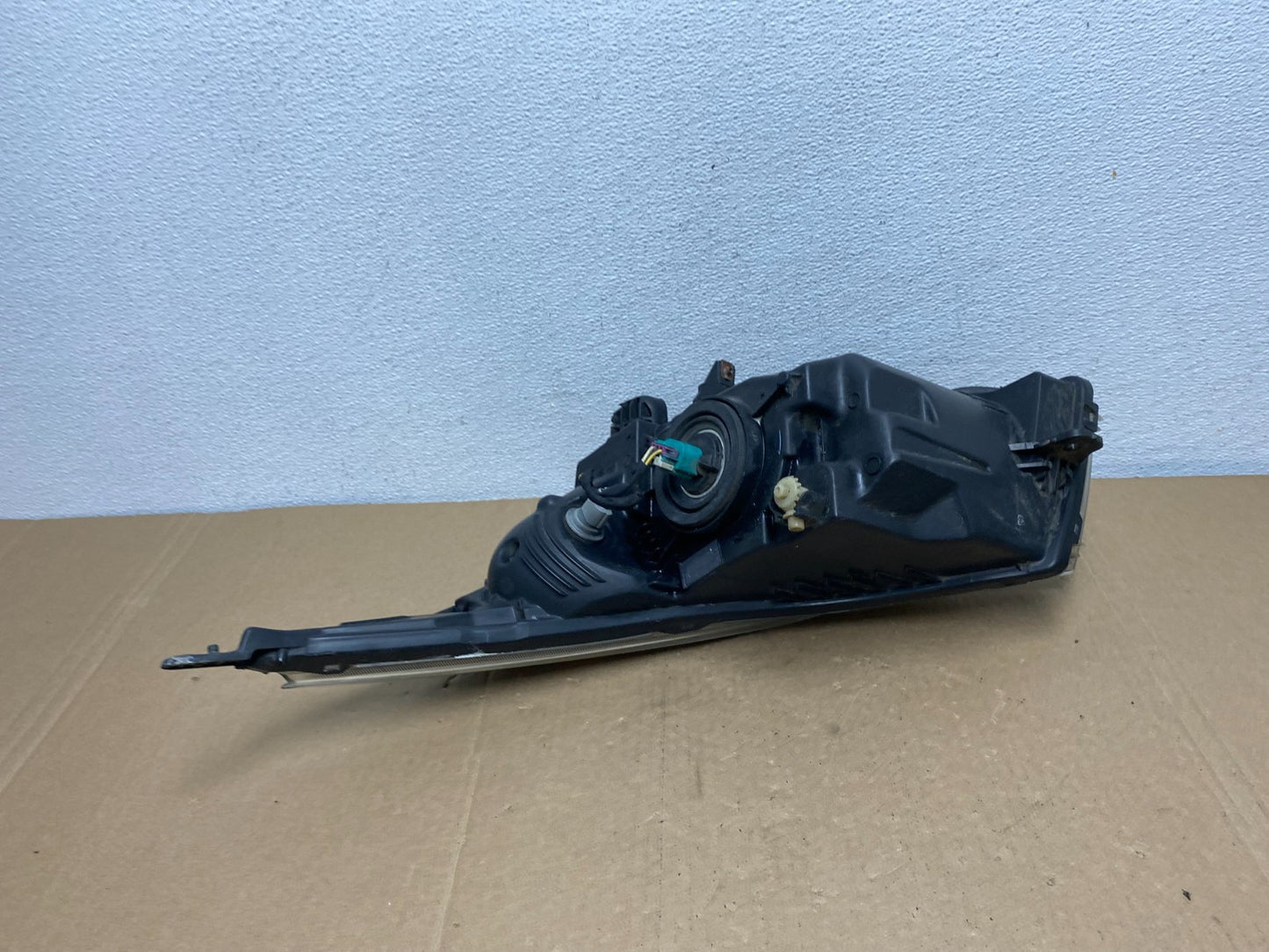 2011 to 2015 Chevrolet Cruze Halogen Right Passenger Rh Headlight AC5633 DW5