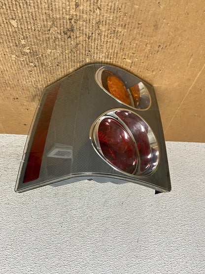 2003-2005 Land Rover Range Rover L322 Left Driver LH Tail Light AE2686 DW0