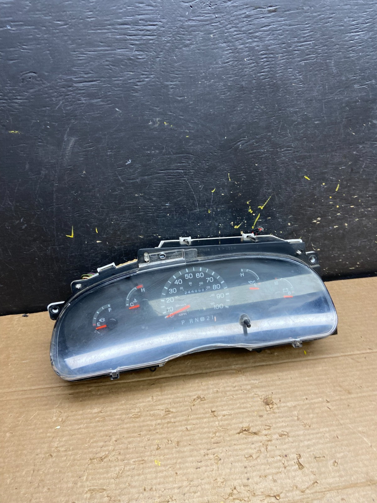 1997 to 2003 Ford E350 VAN Gauge Speedometer Cluster Oem w3008 DG0