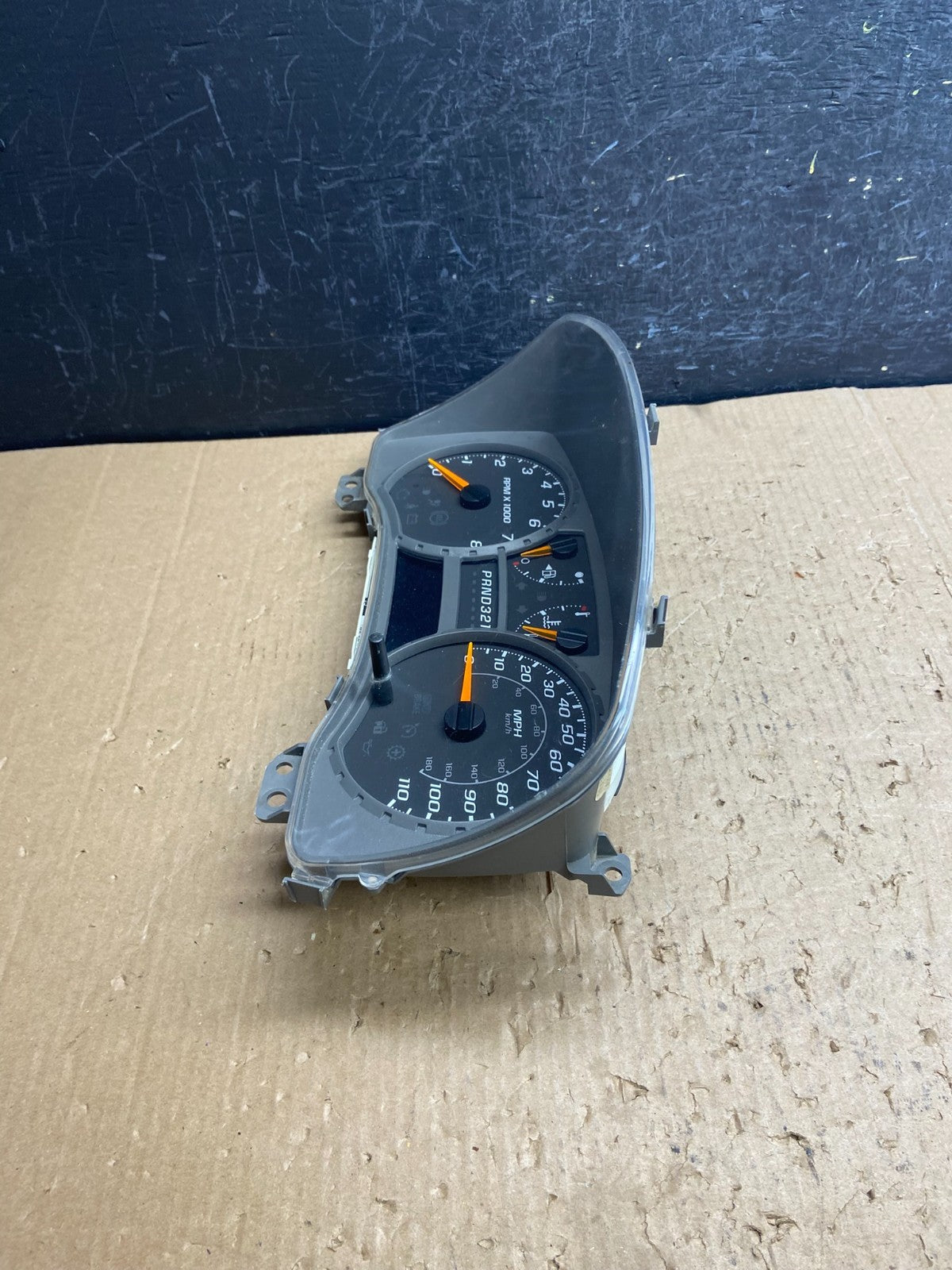 2004 to 2012 Chevrolet Colorado Instrument Cluster Speedometer ae4296 DG2