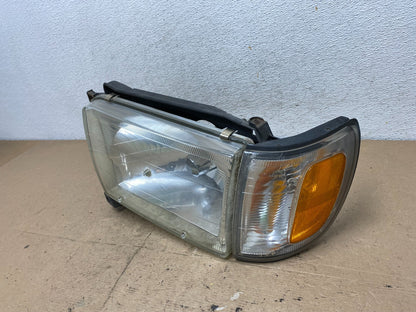 1996 to 2002 Toyota 4Runner Halogen Left Driver LH Headlight AF5078 DW1