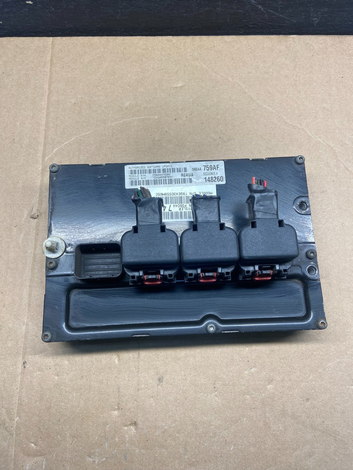 2005 2006 Jeep Grand Cherokee 3.7L Engine Control Module p56044759af AF9058 DW0
