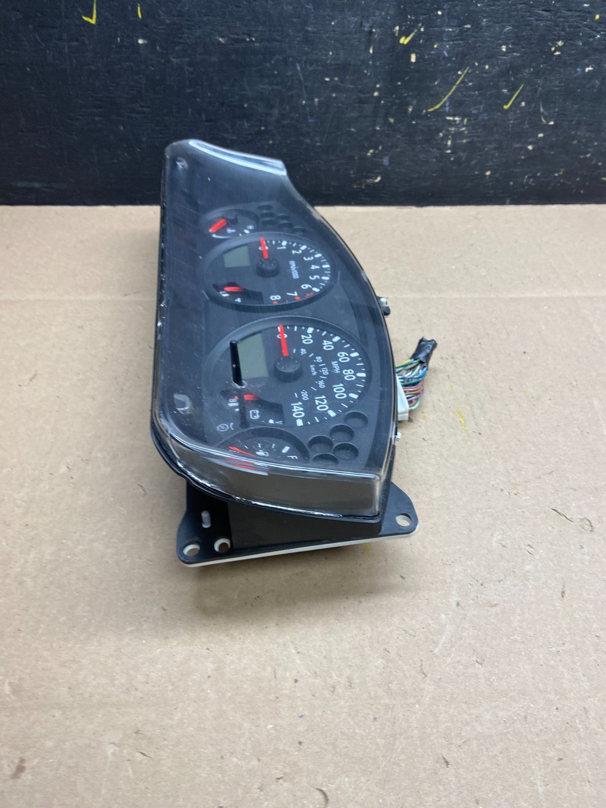 2005 to 2012 Nissan Xterra Frontier Pathfinder Speedometer Cluster Gauge t92153