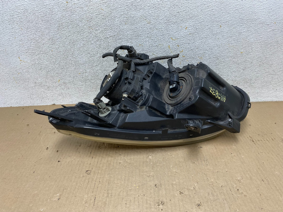 2009-2013 Nissan Rogue Right Passenger Xenon HID Headlight AH5837 DW6