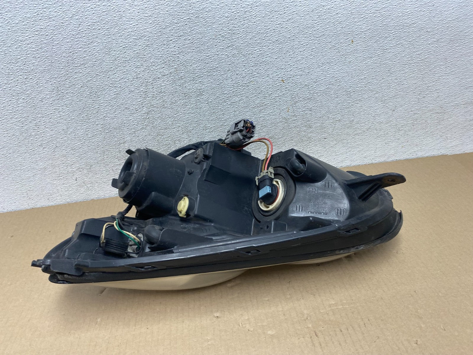 2006 - 2007 Subaru Tribeca B9 Right Passenger RH Halogen Headlight AG5832 DW6
