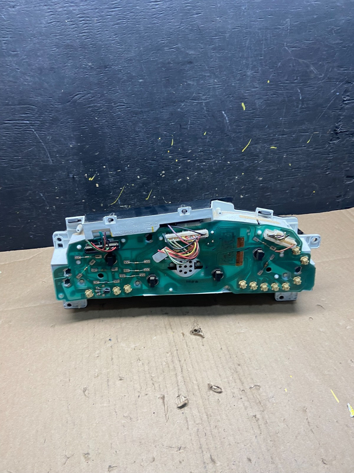 1997 - 2002 Ford Econoline E150 E250 Van Speedometer Instrument Cluster t1933 DG4