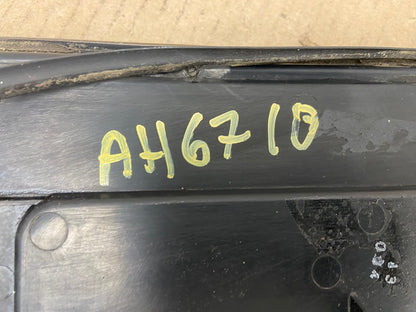 1992 1993 1994 Toyota Camry Center Trunk Rear Tail Light AH6710 LK8