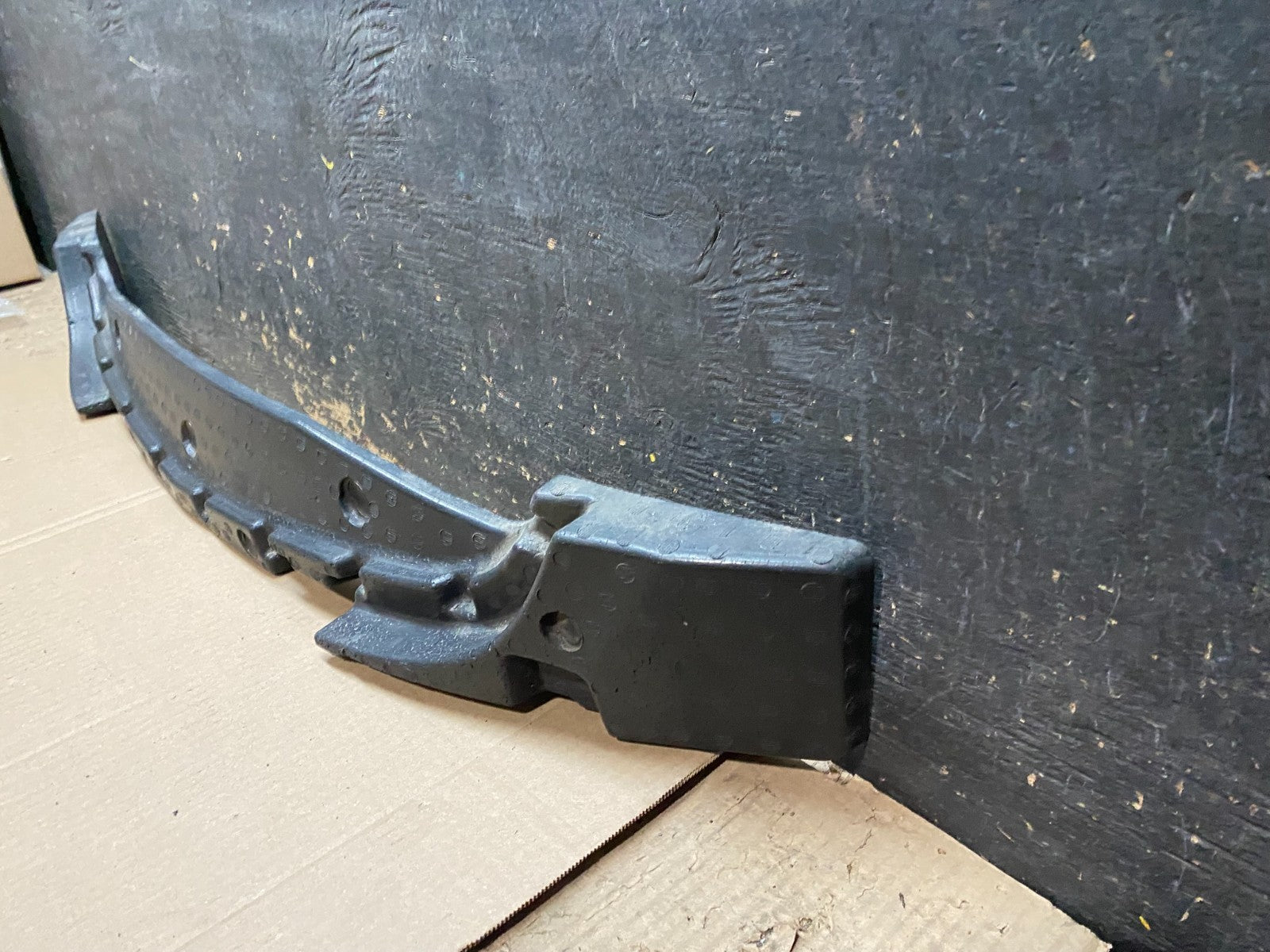 2014 to 2016 Chevrolet Malibu Front Bumper Energy Absorber 22995191 X36201