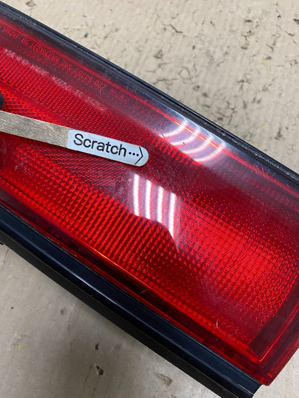 1993 to 1994 Infiniti J30 Driver Right Passenger RH Side Tail Light OEM L6550 DW3