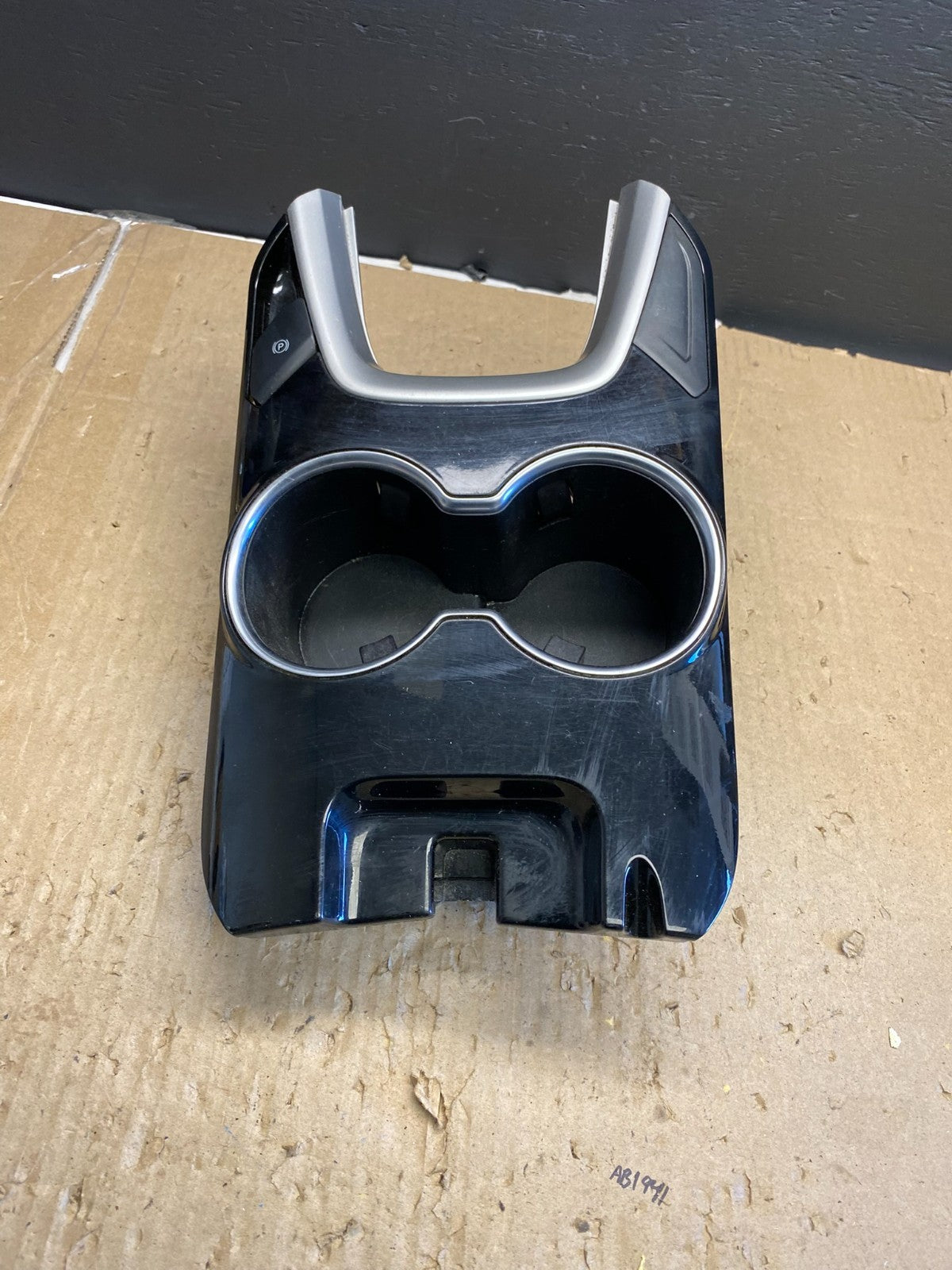 2013 to 2016 Ford Fusion Front Center Console Cup Holder Cupholder OEM ab5676 DG0