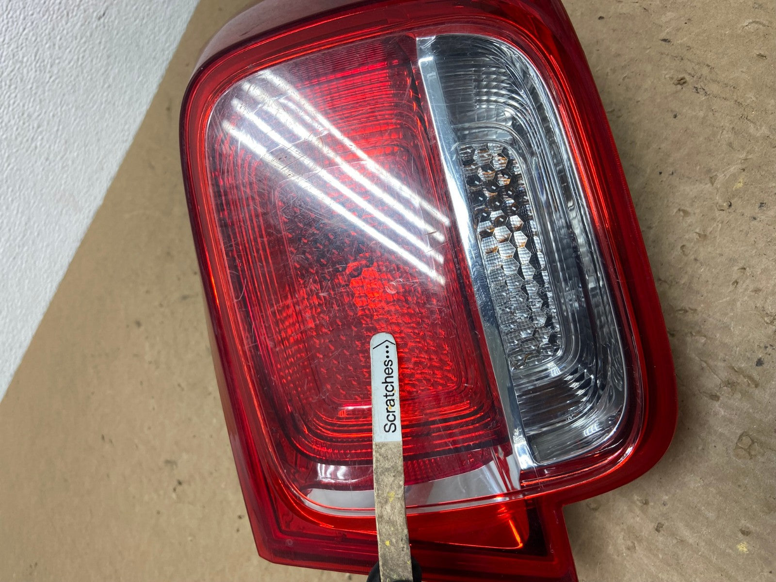 No Led Trim 2013-2015 Chevrolet Malibu Right Passenger Side Tail Light AC1487 LK3