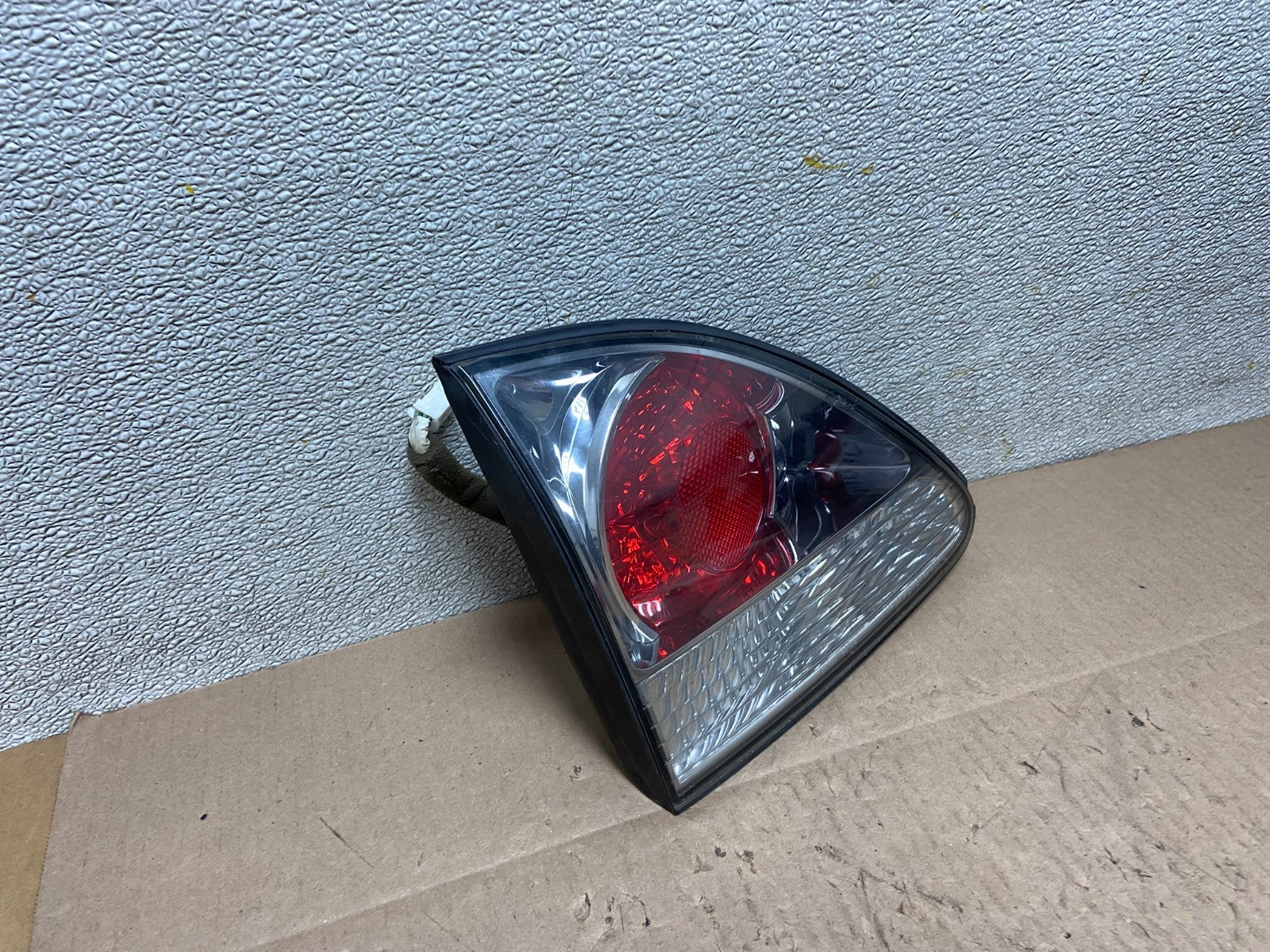 2000-2003 Lexus Rx300 Left Driver Lh Side Rear Inner Tail Light Oem Z3764 DW2