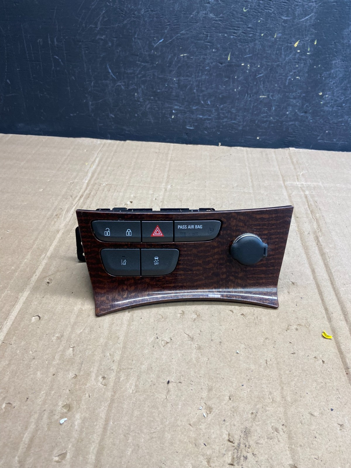 2013 2014 2015 Chevrolet Malibu Hazard Relay Switch Traction Control ad7212 DG0